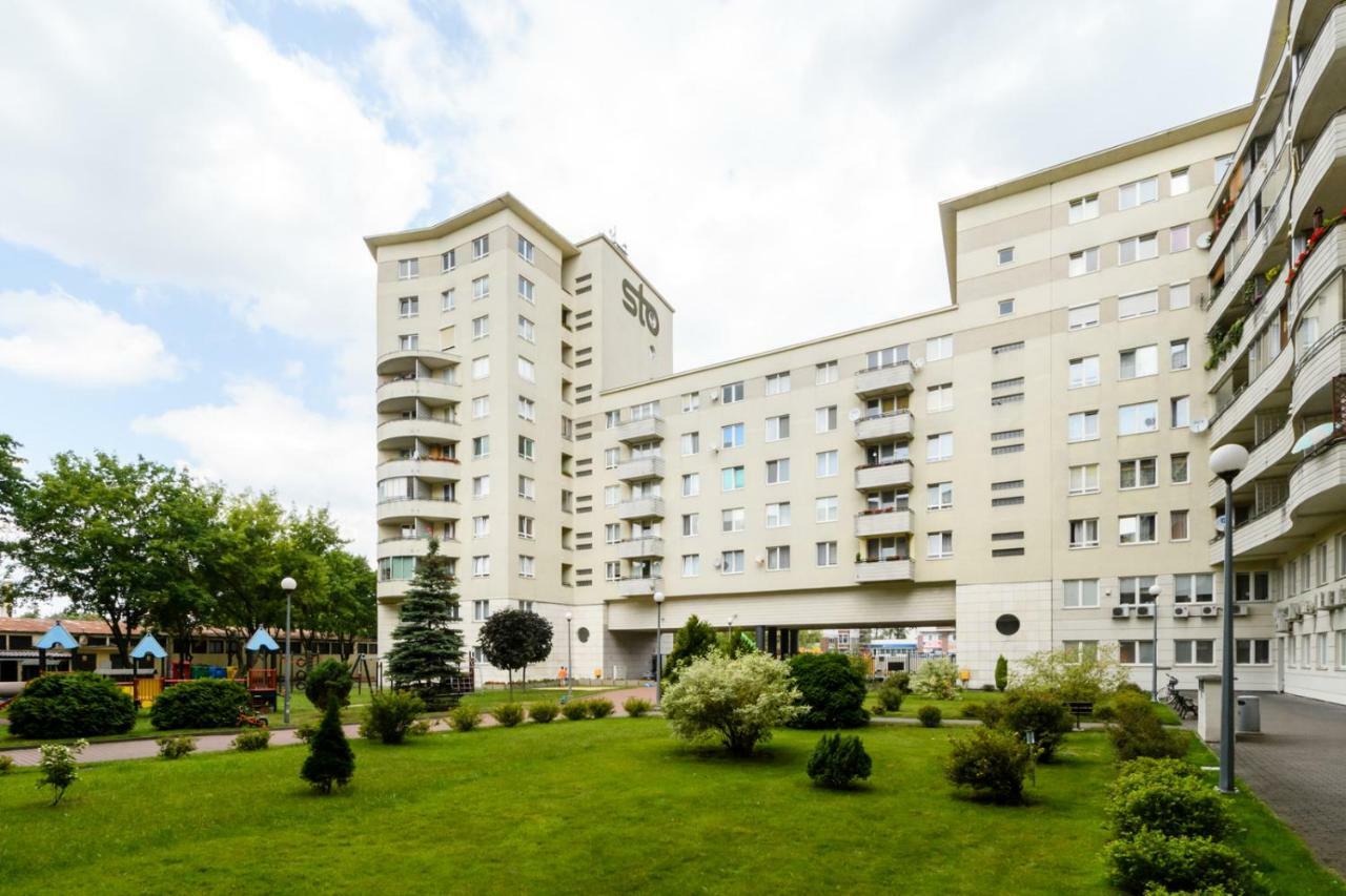 Gama Home Kondratowicza18 Varšava Exteriér fotografie