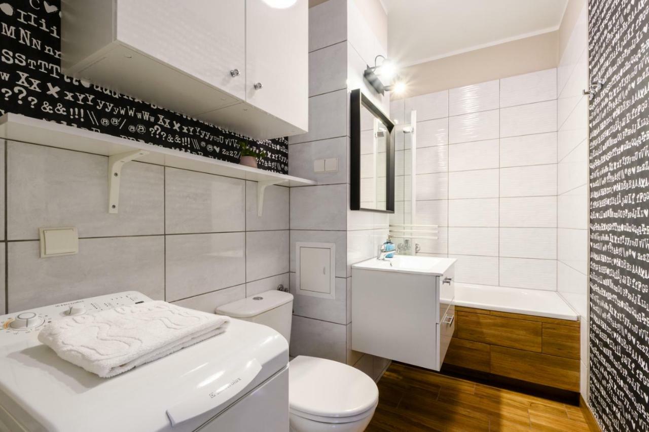Gama Home Kondratowicza18 Varšava Exteriér fotografie